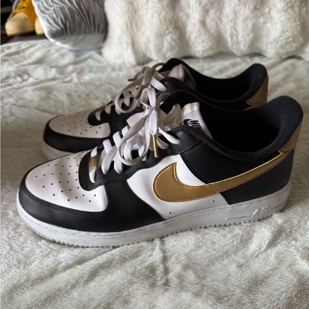 Nike Black and Gold Sneakers